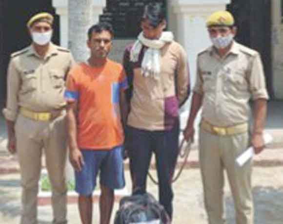 दो शराब तस्करों को भेजा जेल
