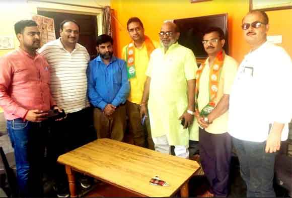 जनहित कार्यो को सोशल मीडिया के माध्यम से जनता को बताना है: महेन्द्र सैनी