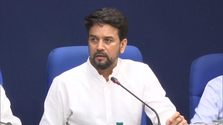 सदन में हंगामे पर सरकार का जवाब, विपक्ष को लोकतांत्रिक मूल्यों की चिंता नहीं