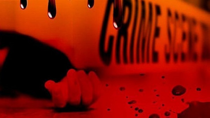 अवैध संबंधों के शक में 5 लोगों की बेरहमी से हत्या, थाने जाकर किया सरेंडर