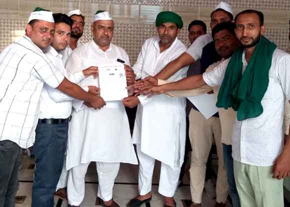 पेट्रोल और डीजल की बढी कीमतो ने किसानो की कमर तोड कर रख दी: हाजी अब्बास