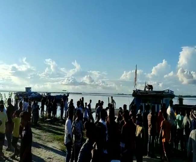 असम में भीषण नाव दुर्घटना, 100 यात्रियों से भरी दो नावों में टक्कर के बाद कई लापता
