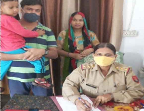 चार दम्पत्तियों में कराया पुनर्मिलन