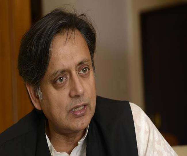 शशि थरूर ने कांग्रेस में तत्काल नेतृत्व बदलने की मांग की, राहुल गांधी को अध्यक्ष बनाए जाने की पैरवी की