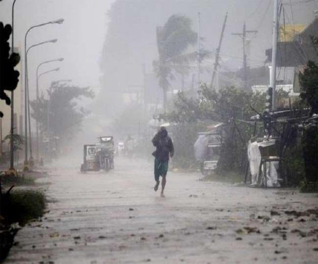इन राज्यों में अगले तीन दिन गरज चंमक के साथ होगी मूसलाधार बारिश, जानें- मौसम का ताजा अलर्ट