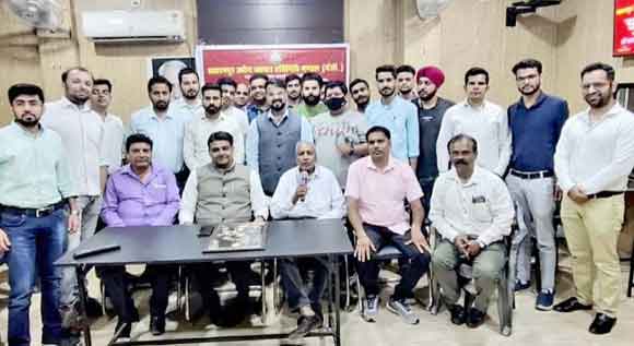 व्यापार के साथ संगठन को भी समय दें युवा व्यापारी: मनोचा