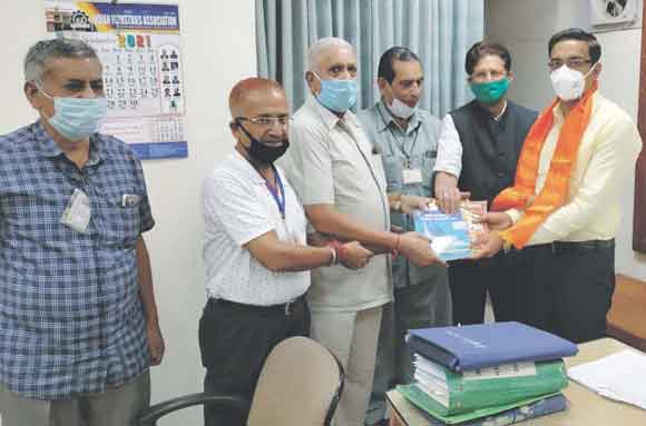 मंडलायुक्त से मिला वरिष्ठ नागरिकों का प्रतिनिधिमंडल