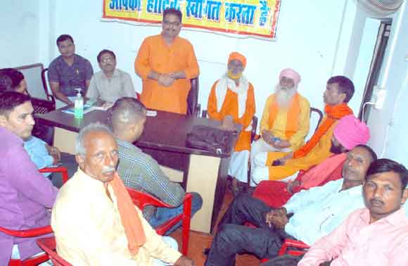 राज्यमंत्री ने किया शिक्षकों को सम्मानित
