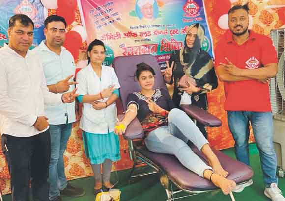 शिविर में किया 112 लोगों ने स्वैच्छिक रक्तदान