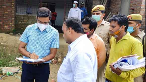 मण्डलायुक्त ने ग्राम साढौली हरिया में निर्माणाधीन राजकीय महाविद्यायल का किया औचक निरीक्षण