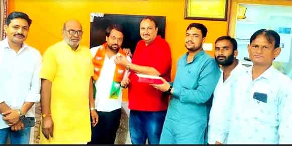 भाजपा युवा मोर्चा प्रदेश कार्यसमिति सदस्य बनने पर रघुराज बेबी का किया स्वागत