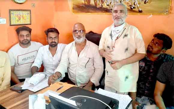 मां त्रिपुर बाला सुंदरी देवी बाल रूप में स्वयं मौजूद है-पं0 आशुतोष
