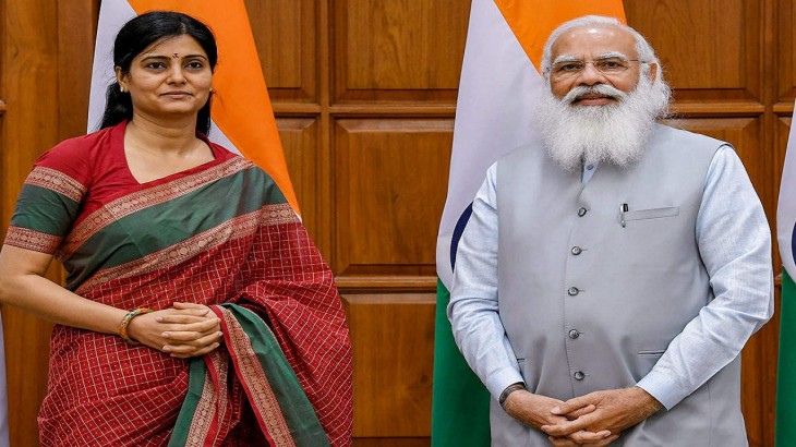 फिर एक होगा अपना दल? केंद्रीय मंत्री अनुप्रिया पटेल ने मां कृष्णा पटेल को दिया ये प्रस्ताव