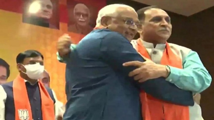 गुजरात कैबिनेट विस्तार: नए मंत्री आज ले सकते हैं शपथ, नितिन पटेल को लेकर अटकलें