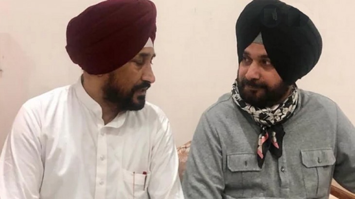 कैप्टन को ‘क्लीन बोल्ड’ करने पर भी ‘हिट विकेट’ होते दिख रहे सिद्धू