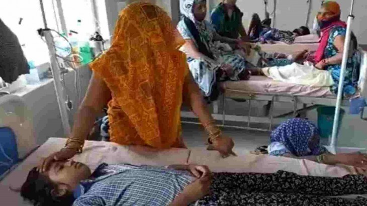फिरोजाबाद में 67 पहुंचा मरीजों की मौत का आंकड़ा, डीएम ने तीन डॉक्टरों को किया निलंबित