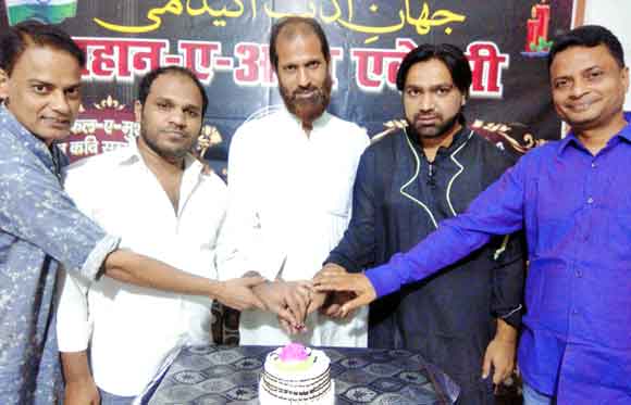 गीत गजल के कार्यक्रमो से आज के नौजवानों को हौसला बढता है: तनवीर अजमल