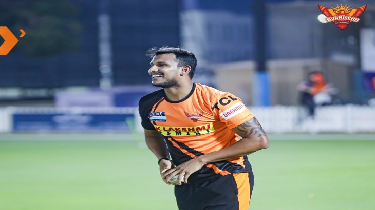 IPL 2021: दूसरे चरण में भी कोरोना का संकट, हैदराबाद का ये खिलाड़ी हुआ पॉजिटिव