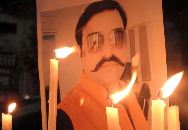 पोस्टमार्टम रिपोर्ट बता रही पुलिस की बर्बरता की कहानी, 15 मिनट में ही चली गई थी जान