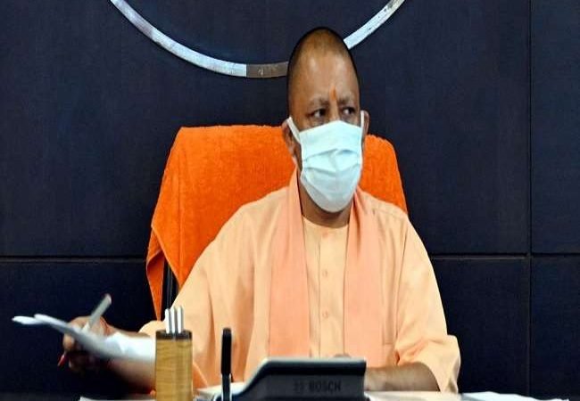मुख्यमंत्री योगी आदित्यनाथ का कोविड महामारी एक्ट उल्लंघन से जुड़े केस वापस लेने का निर्देश, गृह विभाग सक्रिय
