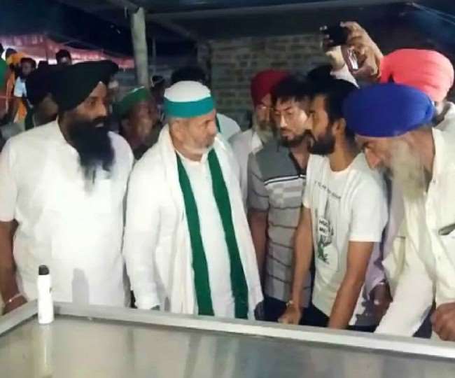लखीमपुर खीरी कांड: तीन का अंतिम संस्कार, चौथे का परिवार दिल्ली में पोस्टमार्टम पर अड़ा