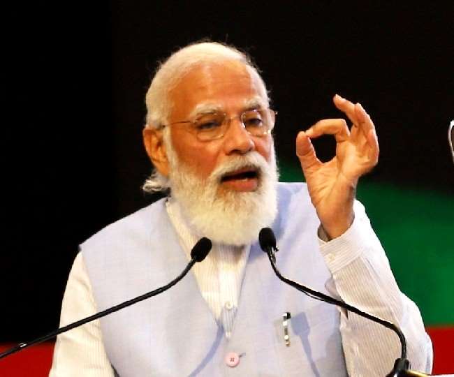 योगी सरकार के रिपोर्ट कार्ड पर पीएम मोदी ने लगाई संतुष्टि की मुहर, बोले- लोग जानते हैं 2017 के पहले और बाद के यूपी का अंतर