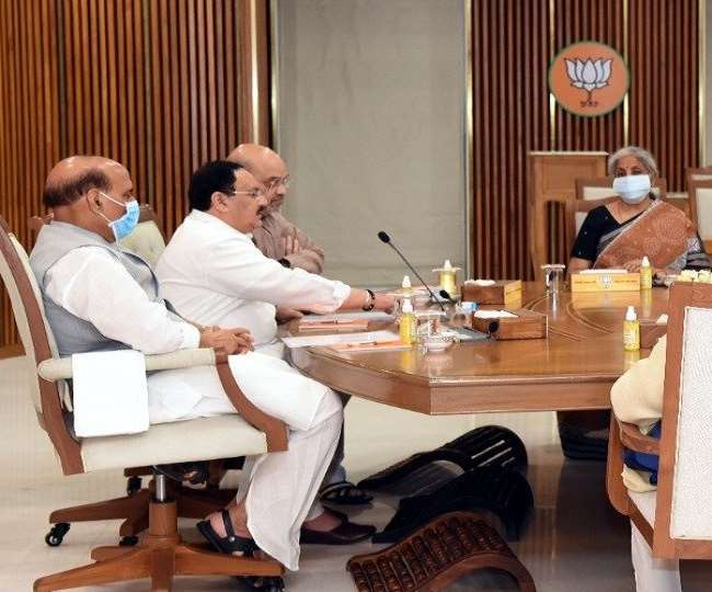 भाजपा की 80 सदस्यीय नई राष्ट्रीय कार्यकारिणी घोषित, वरुण-मेनका गांधी किए गए बाहर