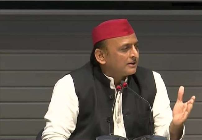 अखिलेश यादव 12 से निकालेंगे सपा विजय यात्रा, बोले-कांग्रेस को लड़ाई में दिखाना BJP की रणनीति