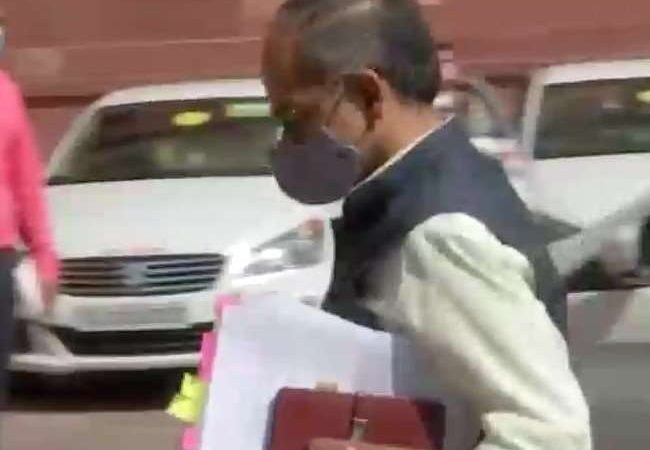 कोयले की कमी और बिजली कटौती की चिंताओं के बीच अमित शाह ने बुलाई बड़ी बैठक