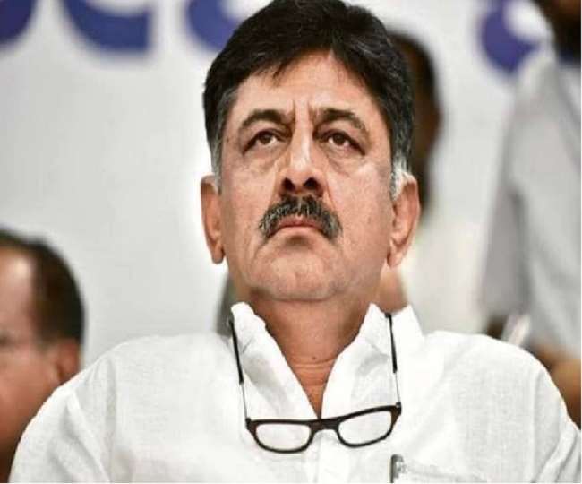 कर्नाटक कांग्रेस के नेताओं की बातचीत में खुलासा- डीके शिवकुमार ने ली थी 100 करोड़ की रिश्वत, नेताओं पर कार्रवाई