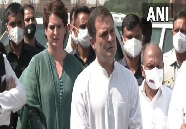 लखीमपुर हिंसा मामले पर कांग्रेस प्रतिनिधिमंडल ने सौंपा राष्ट्रपति को ज्ञापन, राहुल बोले- SC के दो जज करें जांच