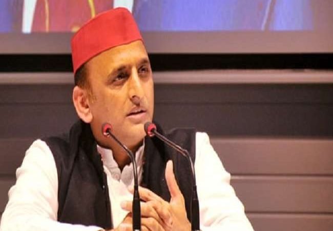 महानवमी पर कन्फ्यूज अखिलेश यादव विजयादशमी पर अतिरिक्त सर्तक, दी दोनों पर्व की बधाई