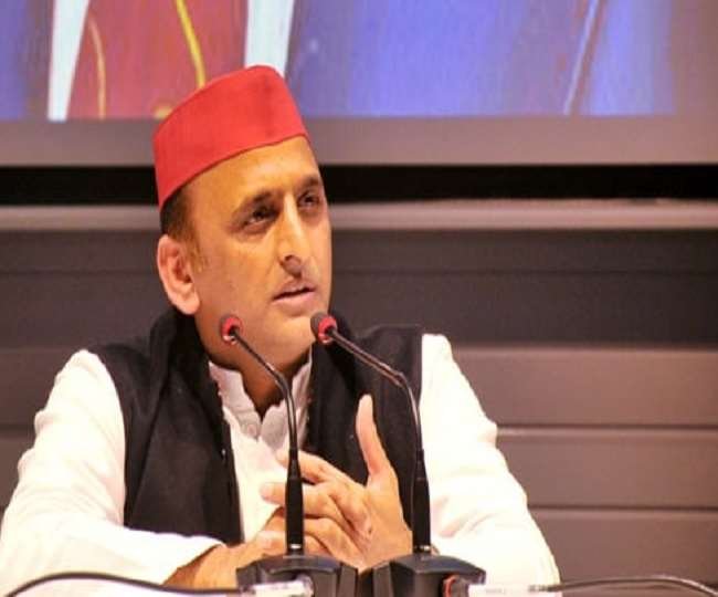 महानवमी पर कन्फ्यूज अखिलेश यादव विजयादशमी पर अतिरिक्त सर्तक, दी दोनों पर्व की बधाई
