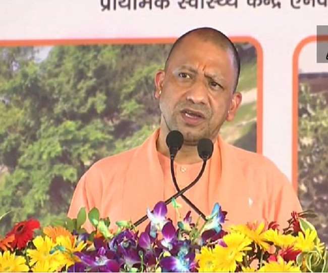 अम्बेडकरनगर में सीएम योगी आदित्यनाथ बोले- केन्द्र व प्रदेश सरकार की सकारात्मक सोच हैं विकास कार्य