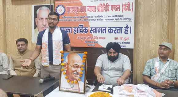गांधीजी के सिद्धांतों का अनुसरण करने की जरूरत