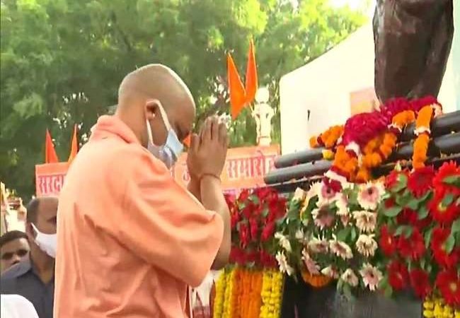 सीएम योगी आदित्यनाथ बोले- सरदार पटेल ने देश की आजादी के समय तमाम षडयंत्रों को किया था बेनकाब