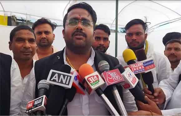 पिता के पदचिन्हो पर चलकर करूगां पीडित लोगों की सेवा – कार्तिकेय राणा