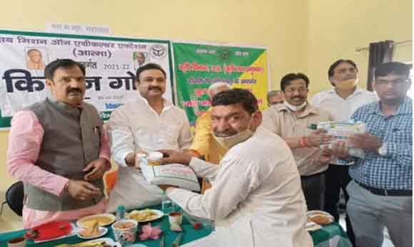 ग्राम स्तर पर भी कृषक गोष्ठियों का आयोजन किया जाये – देवेन्द्र निम