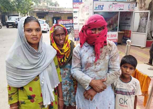 मकान के मलबे को लेकर हुयी मारपीट एक युवक गंभीर रूप से घायल