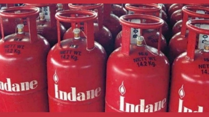 LPG Cylinder Price Today 6 Oct 2021: त्यौहारों से पहले आम आदमी को महंगाई का झटका, घरेलू LPG सिलेंडर हुआ महंगा, यहां चेक कीजिए नए रेट