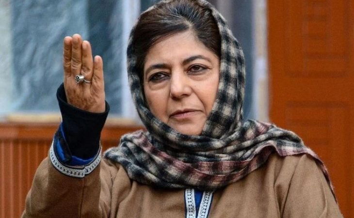 पाकिस्तान की जीत पर महबूबा मुफ्ती का बेतुका बयान, कहा कश्मीरियों पर…