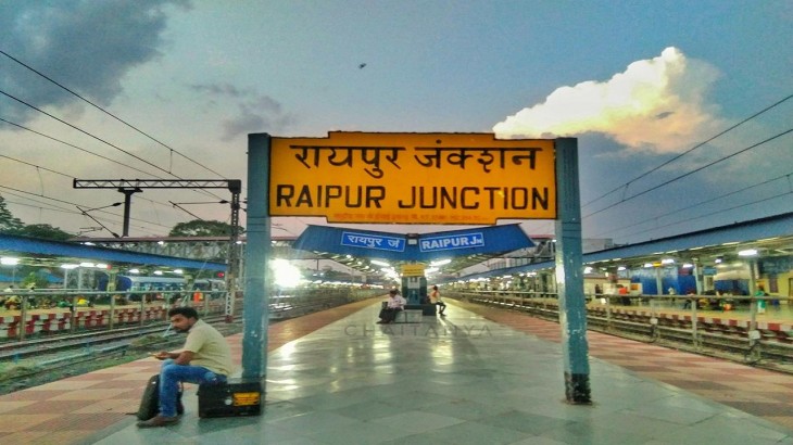 रायपुर रेलवे स्टेशन पर ट्रेन में ब्लास्ट, CRPF के 6 जवान घायल
