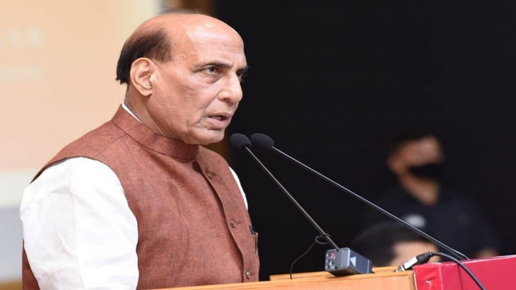 रक्षा मंत्री राजनाथ सिंह ने पाकिस्तान के साथ 1971 के युद्ध में पूर्व पीएम इंदिरा गांधी की भूमिका को सराहा