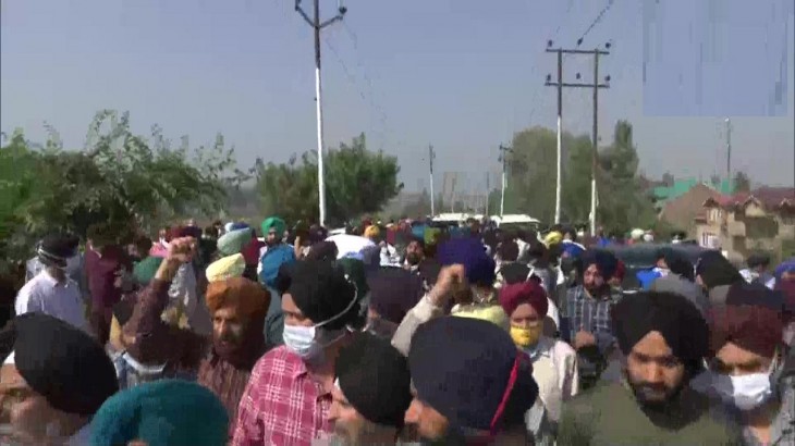हिंदू-सिख की हत्या से उबाल, पाकिस्तान के खिलाफ हो रहे प्रदर्शन