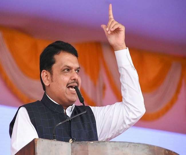 देवेंद्र फडणवीस का पलटवार, नवाब मलिक के हैं अंडरवर्ल्ड से संबंध