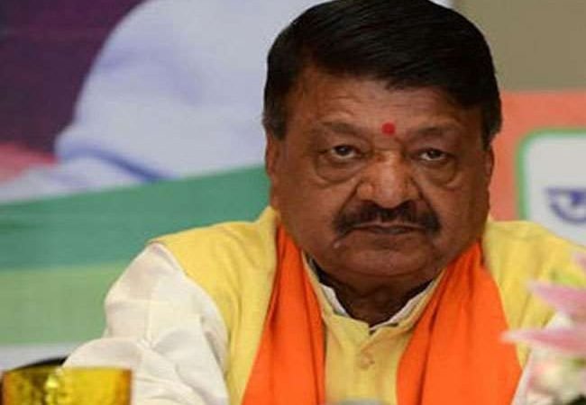 कैलाश विजयवर्गीय ने कहा- बंगाल में तलवार के बल पर तृणमूल कांग्रेस में शामिल किए जा रहे विपक्षी नेता