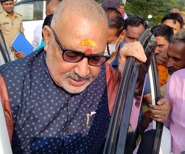गिरिराज सिंह बोले- पटेल की तुलना जिन्ना से करने वालों से सावधान रहे देश, अखिलेश यादव पर ऐसे साधा निशाना