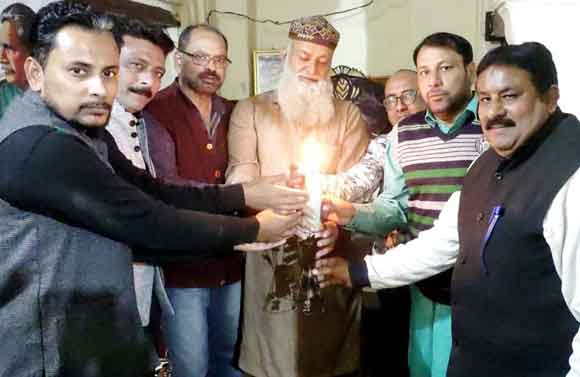 उर्दू के बिना सेक्यूलर किरदार मज़बूत नहीं होगा: दानिश