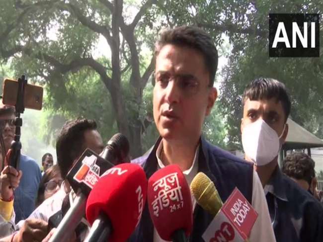 सोनिया गांधी से दिल्ली में मिले सचिन पायलट, बताया राजस्थान में कब होगा मंत्रिपरिषद का विस्तार