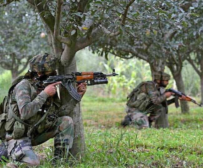 महाराष्ट्र के गढ़चिरौली में पुलिस के साथ मुठभेड़ में 26 नक्सली ढेर, चार जवान भी घायल